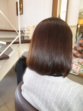 コア フィール ア デイ(COIFFURE A DAY) M3D酸熱融合トリートメント【見附今町】髪質改善