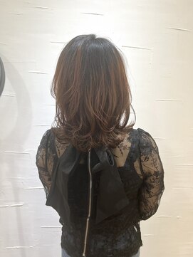 ティエル(Tiele) ミディアムレイヤー