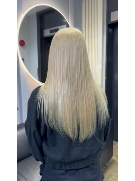 ジゼル(GiseL) 韓国風コリアンブロンド