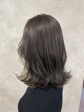 ルノン シェリー(LUNON cheliy) イメチェンヘアスタイルホワイトブロンド外ハネボブ美髪のススメ