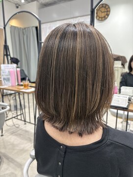 サンクチュアリ ウィズエデン 京橋店(Sanctuary with eden) ミディアム　ハイライトスタイル