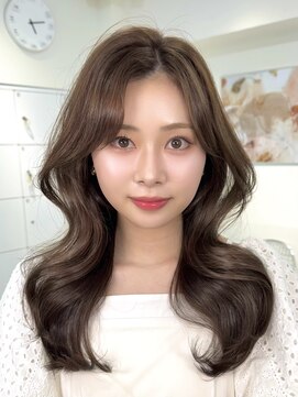 オニキス(ONYX) T53レイヤーカットハッシュカットブリーチなし透明感ロング