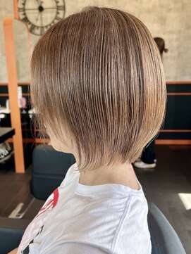 アグ ヘアー フォーキー 焼津店(Agu hair Forky) ミルクティーベージュカラー【宮城島】