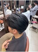 MEN’S HAIR/サーフカール/刈り上げセンターパート/成田