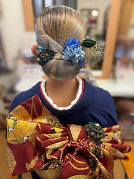 カメザキ(KAMEZAKI) タイトシニヨン