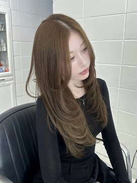 ココ 原宿(KOKO) M大人ガーリーオリーブベージュ赤み消しカラーレイヤーカット