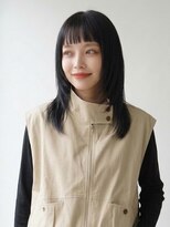 キビト(kibito)&nbsp;オン眉ミディアムレイヤーカットハッシュカット曙橋若松河田