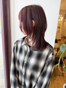 ルッツ(Lutz. hair design) 4/29 ワインレッド ハッシュカット レイヤー【千代田彩夏】