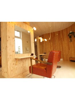 「美容室って緊張しちゃう…」そんな人に来てほしい。恥ずかしがり屋さんが集まるサロン♪