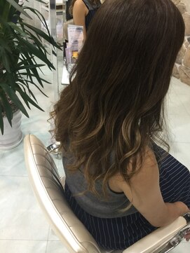 ハーツヘアーズ 五日市店(HEARTS hair's) グラデーションカラー