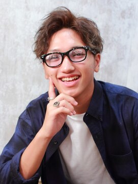 ワームス(warmth) 【warmth(大槻)】アッパーバングにうねりパーマ