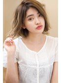 デジタルパーマで束感エアリー小顔ボブ外ハネ切りっぱなしボブも