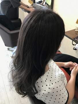 ルシール バイ アリア(Lucir by aria) ピンクグレージュ