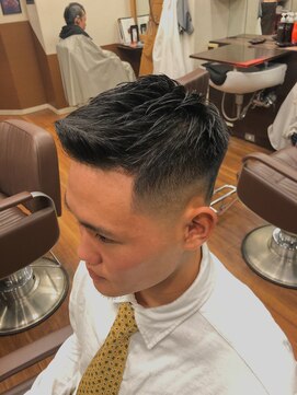 グルーマーズトウキョウ(GROOMER/S TOKYO) 短髪　ショート　ビジネス　スキン【HOMME HAIR ZERO伊藤】