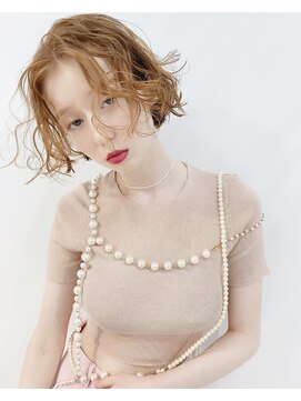 ワーカー ミミ(worker MIMI) 柔らかくせ毛風ボブスタイル