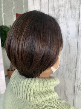 ラテ(latte) 前上がりショートボブ