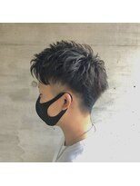 クオリス 上板橋店(QUALIS) ツーブロ刈り上げ無造作束感ショート【アップバング×ビジカジ】