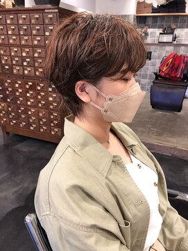 ピース ヘアーワーク(PEACE HAIR WORK) 耳かけショート