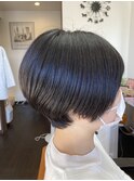 ショートボブ