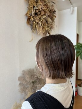 スタジオフィット(STUDIO FITTO) ・さりげないお洒落イヤリングカラーボブ・