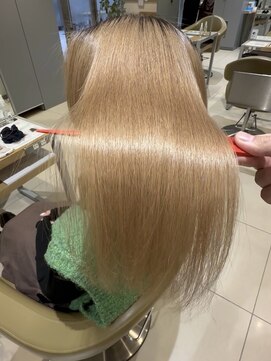 アース 高円寺店(HAIR & MAKE EARTH) ブリーチした髪にも髪質改善！《earth_aoyagi0415》