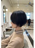 ショートボブ