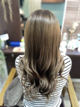 ルアン(Luan) アディクシーカラー×サファイアベージュ