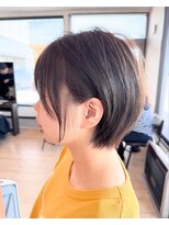 リフ(RIFF)&nbsp;オリーブアッシュカラーのショートボブ