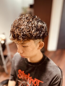 ジェイソンバーバー 2nd(JASON BARBER) 爽やか無造作パーマ