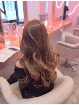 ウィクシーミミ 栄矢場町店(wixy mimi) ブラウン