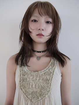 キャロルガーデンズ ボコカ 表参道(Carroll Gardens bococa) 【表参道】ブリーチ、ハイトーン、デザインカラー