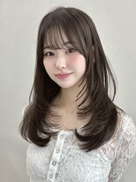 ライン(LINE)&nbsp;韓国風/レイヤー/前髪カット/オリーブ/透明感/ハッシュカット