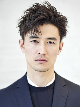 カットもパーマもイケメンパラダイス Men's天王寺 大人Men's清潔感無造作アップバング