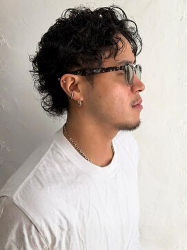 リコ 池袋東口店(Liko) 波巻きスパイラルパーマ ビジネスパーマ センターパート 30代