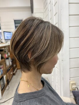 テラス ヘアアンドボタニカル(terrace) terrace岩政/くびれショート/30代40代/姪浜