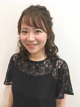 アンジュール(UNJOUR.) ゆるかわ＊ハーフアップ　30代40代50代