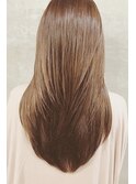 乾かすだけ◎艶感ストレート×透明感美肌ナチュラルカラー