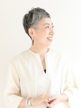 えがお美容室 【えがお美容室】50代60代にオススメ◎似合わせグレイヘア