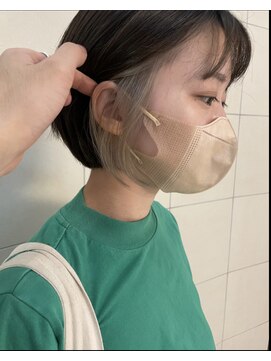 キリカ 新宿東口(KIRIKA) ホワイトベージュカラー/インナーカラー/新宿/新宿駅