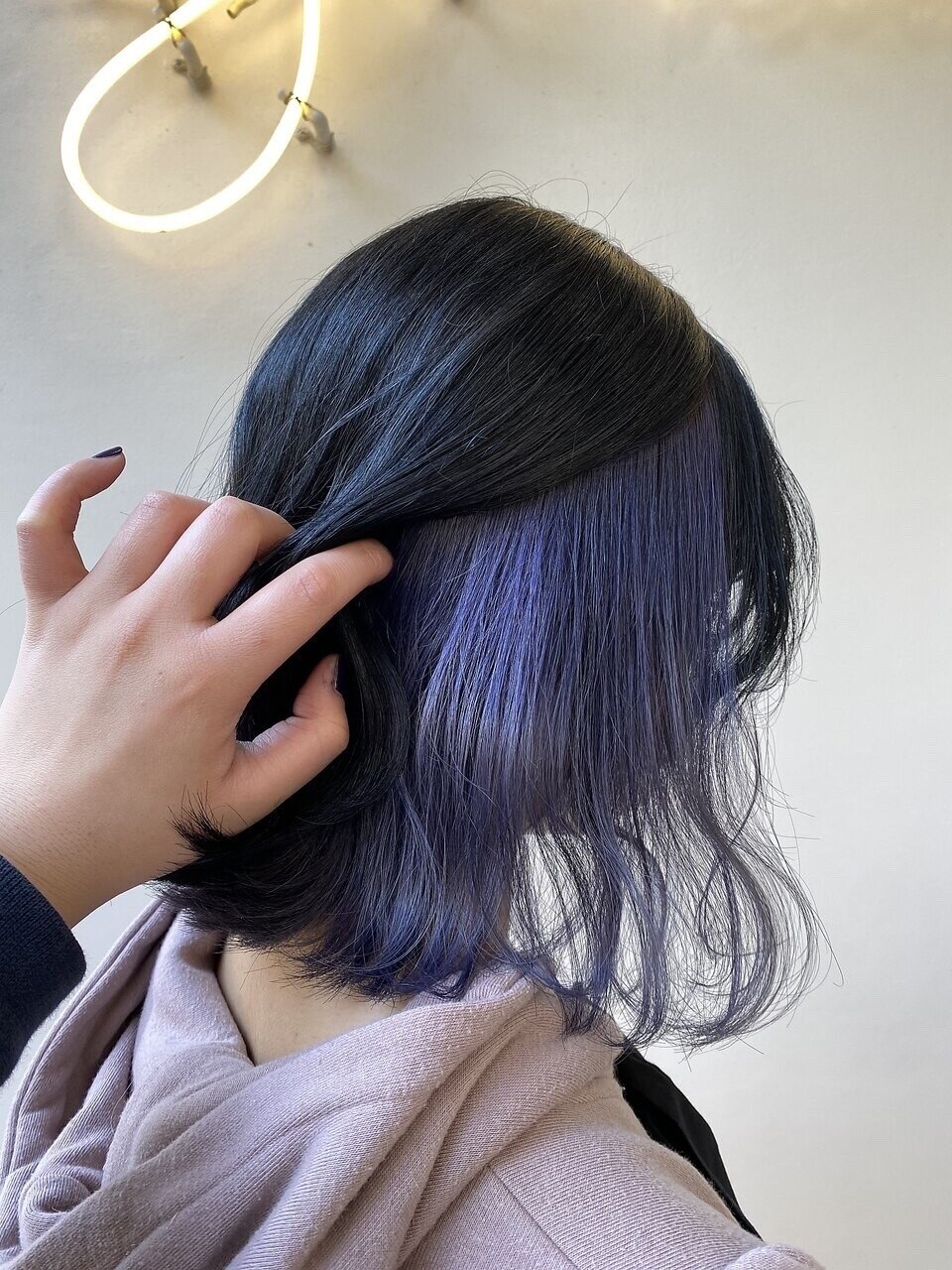 2025年夏】ミディアム ラベンダーアッシュの髪型・ヘアアレンジ