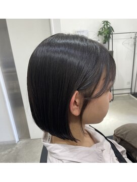 アン ビー(an B) 切りっぱなしボブ