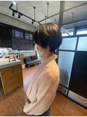 ベージュカラー