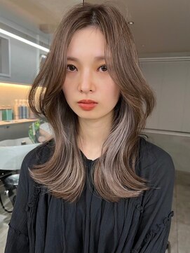 サイン 渋谷(SIGN) ザクザクレイヤーカット巻き方簡単ミディアムロング韓国渋谷