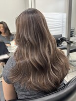 リリット(ReLit)&nbsp;くすみベージュマロンベージュホワイトブロンド細めハイライト