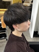 ヒュイル バイ ニアウ(Hwyl by Niau)&nbsp;メンズマッシュパーマニュアンスパーマワンカールパーマツーブロ