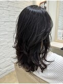 ハイレイヤーでワンカールで動くこなれヘア