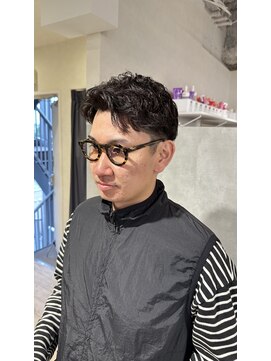 ユニバーストーキョー 池袋西口店(universe tokyo) ショートパーマ