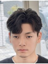 バース バイ ハピネス(BIRTH by happiness)&nbsp;韓国へアカルマパーマワックスなしセンターパート黒髪ウルフ