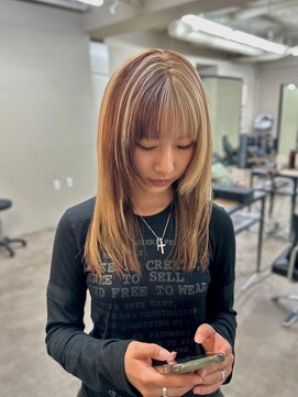 ヌークバイラヴェスト 四日市(neuk by lovest) レイヤーカット×デザインカラー