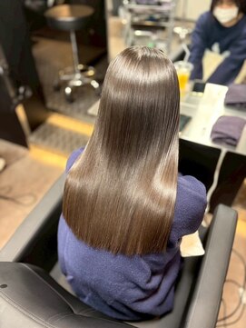 ユーザ(YUZA) 縮毛矯正